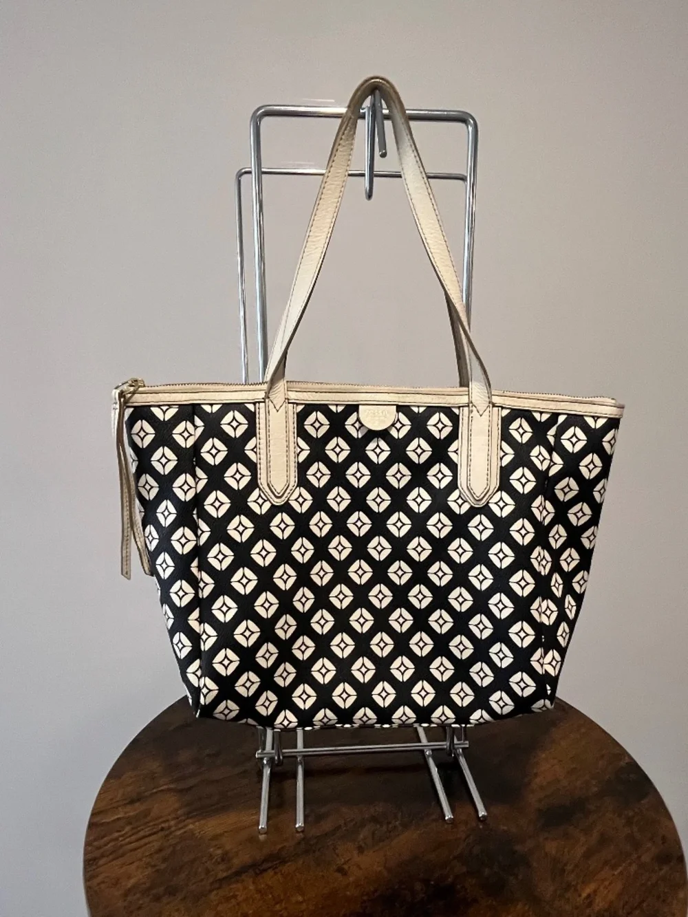 Fossil Vintage Purse Tote Black & White